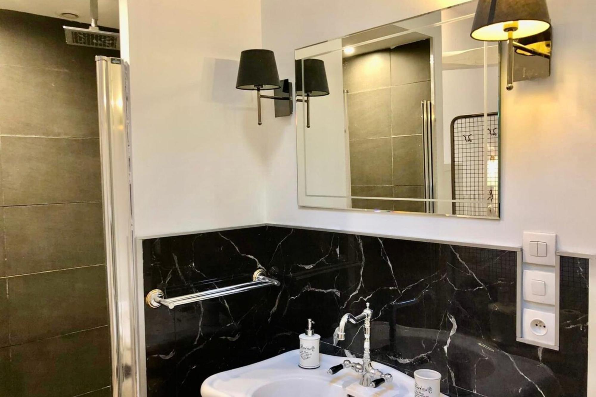 Vue Chateau Fontainebleau - Chez Lydia Ngoại thất bức ảnh